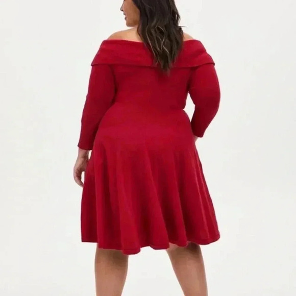 Torrid Valentine Red Knit Off the Shoulder Dress 00 - Picture 4 of 6
